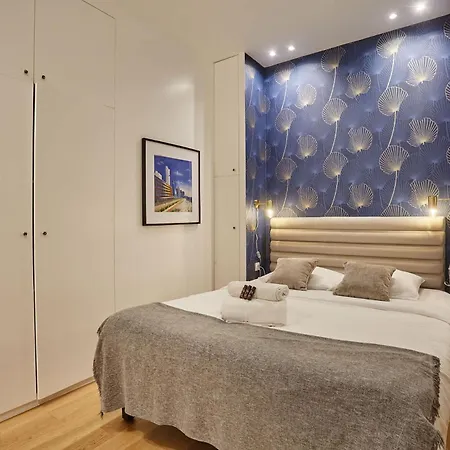 New 2 Bedrooms Center Of By Prestige Apartment *